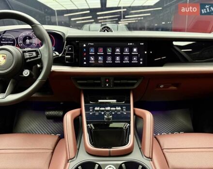 Чорний Порше Cayenne, об'ємом двигуна 3 л та пробігом 2 тис. км за 152700 $, фото 34 на Automoto.ua