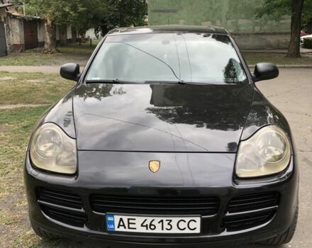 Черный Порше Каен, объемом двигателя 4.5 л и пробегом 200 тыс. км за 7245 $, фото 1 на Automoto.ua