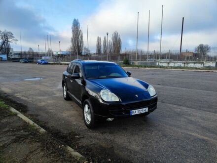 Чорний Порше Cayenne, об'ємом двигуна 4.5 л та пробігом 270 тис. км за 7034 $, фото 1 на Automoto.ua