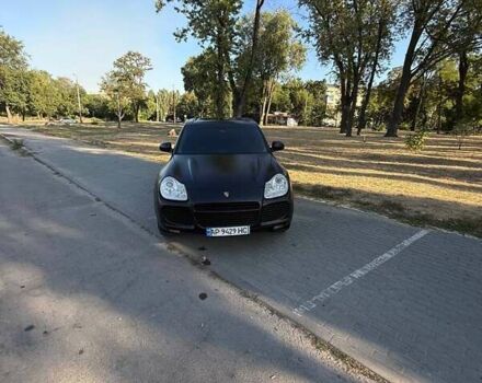 Черный Порше Каен, объемом двигателя 4.5 л и пробегом 240 тыс. км за 5600 $, фото 1 на Automoto.ua