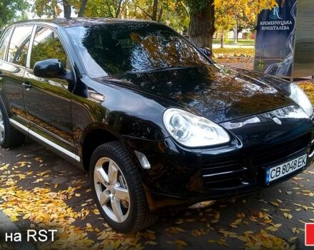 Черный Порше Каен, объемом двигателя 4.5 л и пробегом 210 тыс. км за 7500 $, фото 1 на Automoto.ua