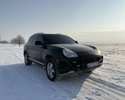 Черный Порше Каен, объемом двигателя 3.2 л и пробегом 293 тыс. км за 6900 $, фото 1 на Automoto.ua