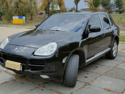 Порше Каен 2005 в Кременчуге на Automoto.ua Черный Порше Каен, объемом двигателя 4.5 л и пробегом 200 тыс. км за 7205 $, фото 1 на Automoto.ua