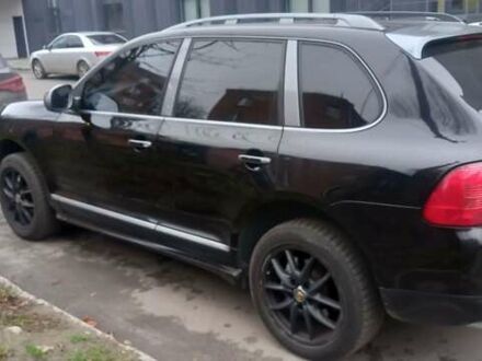 Черный Порше Каен, объемом двигателя 4.5 л и пробегом 325 тыс. км за 6200 $, фото 1 на Automoto.ua