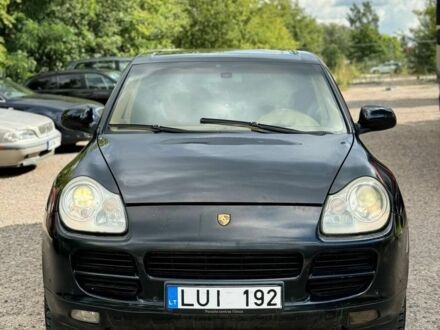 Чорний Порше Cayenne, об'ємом двигуна 3.2 л та пробігом 200 тис. км за 4975 $, фото 1 на Automoto.ua