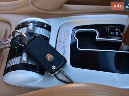 Чорний Порше Cayenne, об'ємом двигуна 4.5 л та пробігом 111 тис. км за 8500 $, фото 1 на Automoto.ua