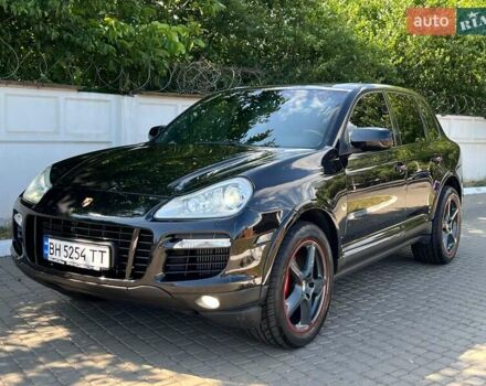 Чорний Порше Cayenne, об'ємом двигуна 4.81 л та пробігом 202 тис. км за 8300 $, фото 1 на Automoto.ua