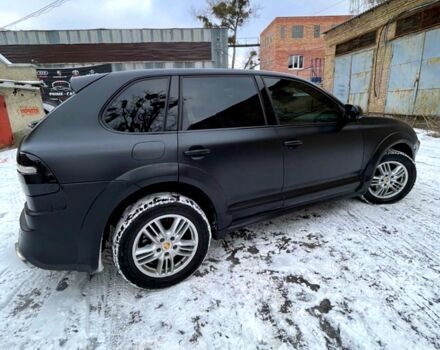 Черный Порше Каен, объемом двигателя 4.8 л и пробегом 172 тыс. км за 10000 $, фото 1 на Automoto.ua