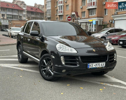 Чорний Порше Cayenne, об'ємом двигуна 2.97 л та пробігом 259 тис. км за 12900 $, фото 1 на Automoto.ua