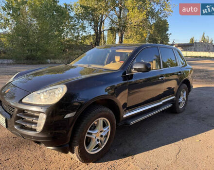 Черный Порше Каен, объемом двигателя 3.6 л и пробегом 182 тыс. км за 12500 $, фото 1 на Automoto.ua