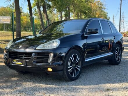 Чорний Порше Cayenne, об'ємом двигуна 4.8 л та пробігом 165 тис. км за 12500 $, фото 1 на Automoto.ua