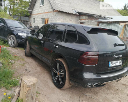 Чорний Порше Cayenne, об'ємом двигуна 4.81 л та пробігом 350 тис. км за 7200 $, фото 1 на Automoto.ua