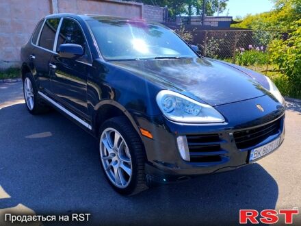 Черный Порше Каен, объемом двигателя 4.8 л и пробегом 218 тыс. км за 13700 $, фото 1 на Automoto.ua