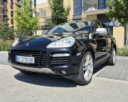 Чорний Порше Cayenne, об'ємом двигуна 4.8 л та пробігом 265 тис. км за 100000 $, фото 1 на Automoto.ua