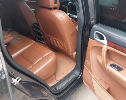 Чорний Порше Cayenne, об'ємом двигуна 4.81 л та пробігом 139 тис. км за 11100 $, фото 1 на Automoto.ua