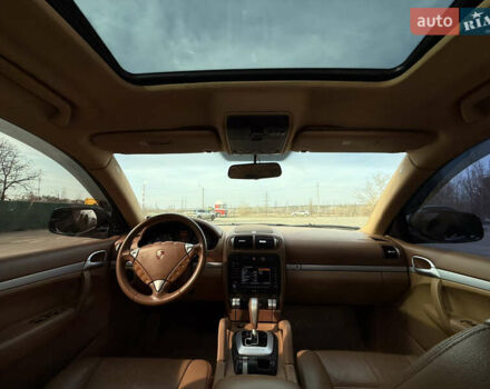 Чорний Порше Cayenne, об'ємом двигуна 3.6 л та пробігом 180 тис. км за 9799 $, фото 1 на Automoto.ua