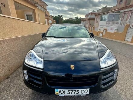 Чорний Порше Cayenne, об'ємом двигуна 3.6 л та пробігом 175 тис. км за 9000 $, фото 1 на Automoto.ua