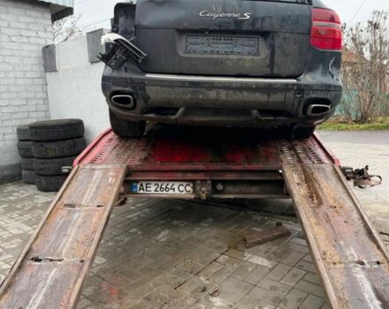 Чорний Порше Cayenne, об'ємом двигуна 4.8 л та пробігом 212 тис. км за 1766 $, фото 1 на Automoto.ua