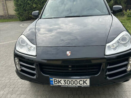 Чорний Порше Cayenne, об'ємом двигуна 2.97 л та пробігом 261 тис. км за 18200 $, фото 1 на Automoto.ua