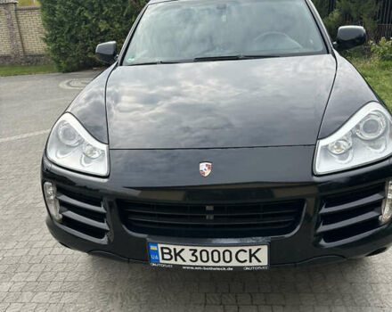 Чорний Порше Cayenne, об'ємом двигуна 2.97 л та пробігом 261 тис. км за 18200 $, фото 1 на Automoto.ua