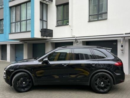 Черный Порше Каен, объемом двигателя 4.8 л и пробегом 180 тыс. км за 15999 $, фото 1 на Automoto.ua