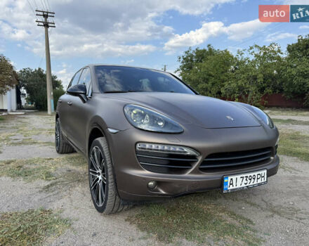 Чорний Порше Cayenne, об'ємом двигуна 4.81 л та пробігом 157 тис. км за 15000 $, фото 1 на Automoto.ua