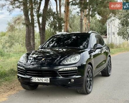 Черный Порше Каен, объемом двигателя 3 л и пробегом 240 тыс. км за 18800 $, фото 1 на Automoto.ua