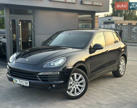 Чорний Порше Cayenne, об'ємом двигуна 4.81 л та пробігом 270 тис. км за 15888 $, фото 1 на Automoto.ua