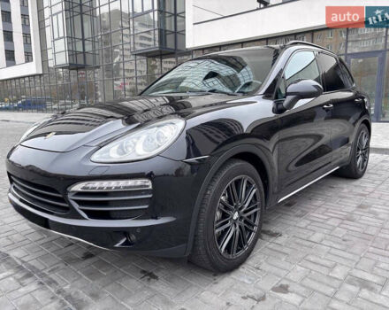 Черный Порше Каен, объемом двигателя 4.81 л и пробегом 182 тыс. км за 16500 $, фото 1 на Automoto.ua