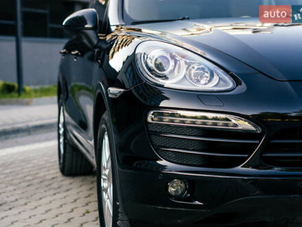 Порше Каен 2012 в Ивано-Франковске на Automoto.ua Черный Порше Каен, объемом двигателя 3.6 л и пробегом 168 тыс. км за 24100 $, фото 1 на Automoto.ua