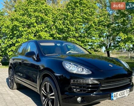 Черный Порше Каен, объемом двигателя 3 л и пробегом 300 тыс. км за 21700 $, фото 1 на Automoto.ua