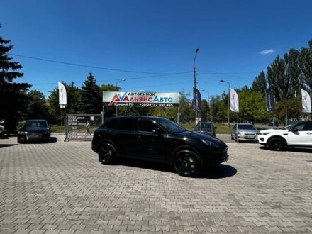 Порше Cayenne 2012 у Кривому Розі на Automoto.ua Чорний Порше Cayenne, об'ємом двигуна 3.6 л та пробігом 188 тис. км за 19500 $, фото 1 на Automoto.ua