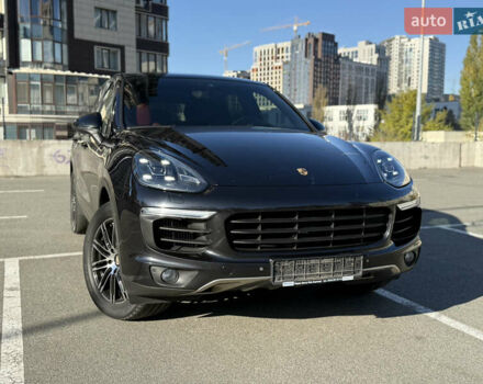Черный Порше Каен, объемом двигателя 3.6 л и пробегом 120 тыс. км за 39000 $, фото 1 на Automoto.ua