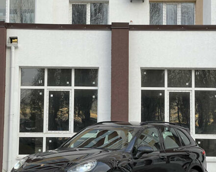 Черный Порше Каен, объемом двигателя 3.6 л и пробегом 245 тыс. км за 35550 $, фото 1 на Automoto.ua