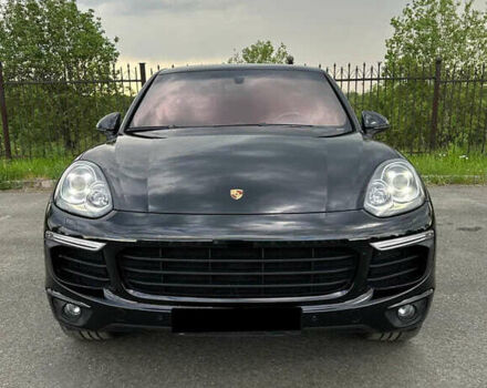 Черный Порше Каен, объемом двигателя 2.97 л и пробегом 160 тыс. км за 30000 $, фото 1 на Automoto.ua