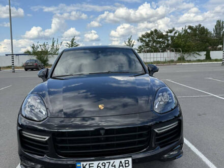 Порше Cayenne 2016 у Дніпро (Дніпропетровську) на Automoto.ua Чорний Порше Cayenne, об'ємом двигуна 3.6 л та пробігом 140 тис. км за 35000 $, фото 1 на Automoto.ua