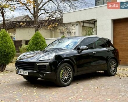 Черный Порше Каен, объемом двигателя 3 л и пробегом 140 тыс. км за 25900 $, фото 1 на Automoto.ua