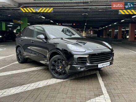 Порше Cayenne 2017 у Києві на Automoto.ua Чорний Порше Cayenne, об'ємом двигуна 3.6 л та пробігом 103 тис. км за 39990 $, фото 1 на Automoto.ua