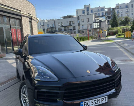 Черный Порше Каен, объемом двигателя 3 л и пробегом 60 тыс. км за 60000 $, фото 1 на Automoto.ua