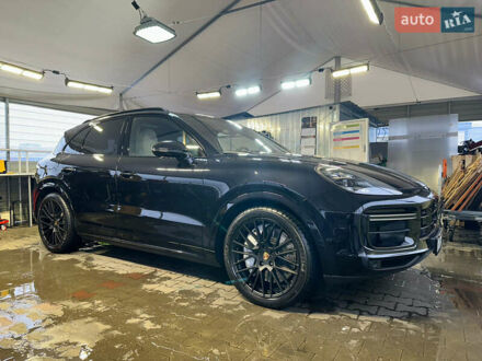 Порше Каен 2020 в Киеве на Automoto.ua Черный Порше Каен, объемом двигателя 4 л и пробегом 70 тыс. км за 123683 $, фото 1 на Automoto.ua
