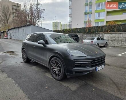 Черный Порше Каен, объемом двигателя 4 л и пробегом 15 тыс. км за 165000 $, фото 1 на Automoto.ua