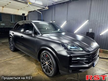 Черный Порше Каен, объемом двигателя 4 л и пробегом 15 тыс. км за 160000 $, фото 1 на Automoto.ua