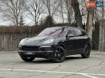 Порше Cayenne 2011 у Дніпро (Дніпропетровську) на Automoto.ua Фіолетовий Порше Cayenne, об'ємом двигуна 4.8 л та пробігом 134 тис. км за 16500 $, фото 1 на Automoto.ua