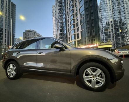 Порше Cayenne 2013 у Києві на Automoto.ua Коричневий Порше Cayenne, об'ємом двигуна 3.6 л та пробігом 130 тис. км за 21000 $, фото 3 на Automoto.ua