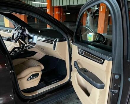 Порше Каен 2018 в Львове на Automoto.ua Коричневый Порше Каен, объемом двигателя 3 л и пробегом 74 тыс. км за 51000 $, фото 13 на Automoto.ua