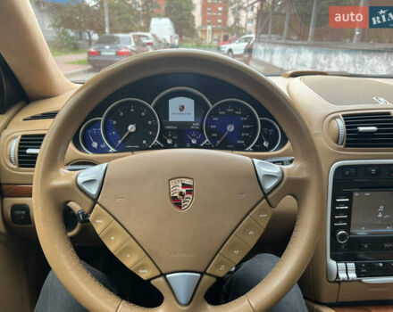 Коричневый Порше Каен, объемом двигателя 4.8 л и пробегом 175 тыс. км за 13400 $, фото 8 на Automoto.ua