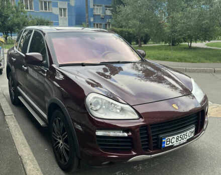 Коричневый Порше Каен, объемом двигателя 4.8 л и пробегом 175 тыс. км за 13400 $, фото 2 на Automoto.ua