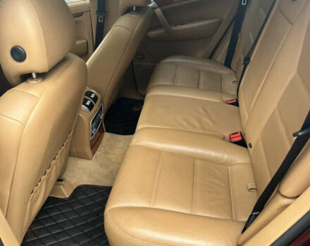 Коричневый Порше Каен, объемом двигателя 4.8 л и пробегом 175 тыс. км за 13400 $, фото 7 на Automoto.ua