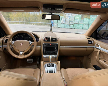 Коричневий Порше Cayenne, об'ємом двигуна 4.8 л та пробігом 190 тис. км за 9999 $, фото 12 на Automoto.ua