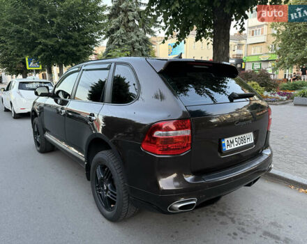 Коричневый Порше Каен, объемом двигателя 2.97 л и пробегом 217 тыс. км за 16700 $, фото 5 на Automoto.ua